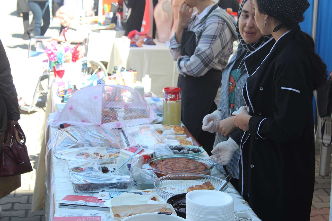 Bingöl’de mesleki eğitim fuarı açıldı Bingöl’de mesleki eğitim fuarı açıldı